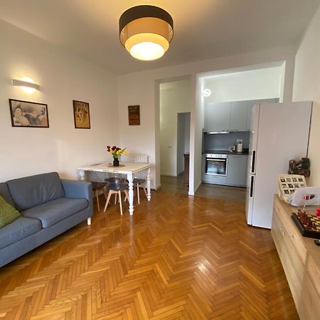 Daniela'S Spazioso Appartamento Ai Navigli Милан Экстерьер фото