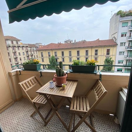 Daniela'S Spazioso Appartamento Ai Navigli Милан Экстерьер фото