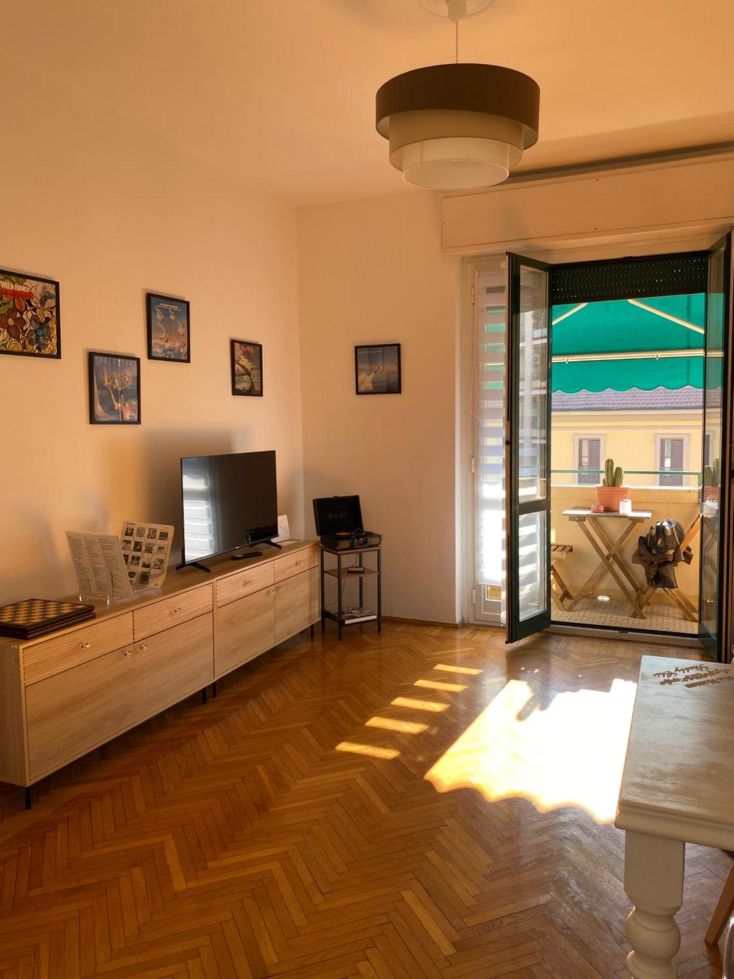Daniela'S Spazioso Appartamento Ai Navigli Милан Экстерьер фото